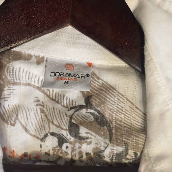 SALE❗️Italian Doramafi Sicilia's Button Dwn M NWOT - Picture 4 of 4